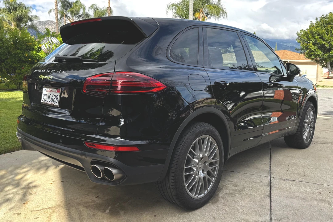 2017 Porsche 958 Cayenne S - Image 4 of 31