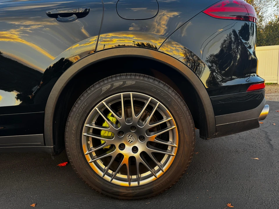 2017 Porsche 958 Cayenne S - Image 20 of 31