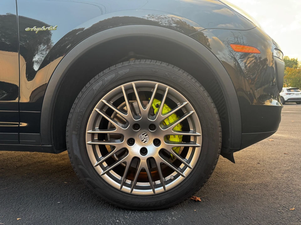 2017 Porsche 958 Cayenne S - Image 22 of 31