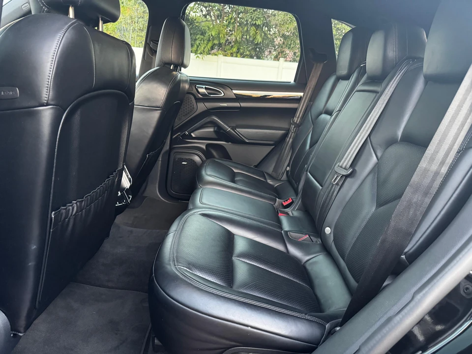 2017 Porsche 958 Cayenne S - Image 28 of 31