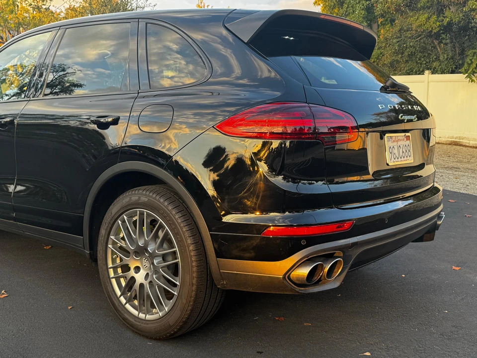 2017 Porsche 958 Cayenne S - Image 14 of 31