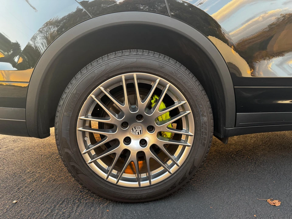 2017 Porsche 958 Cayenne S - Image 21 of 31