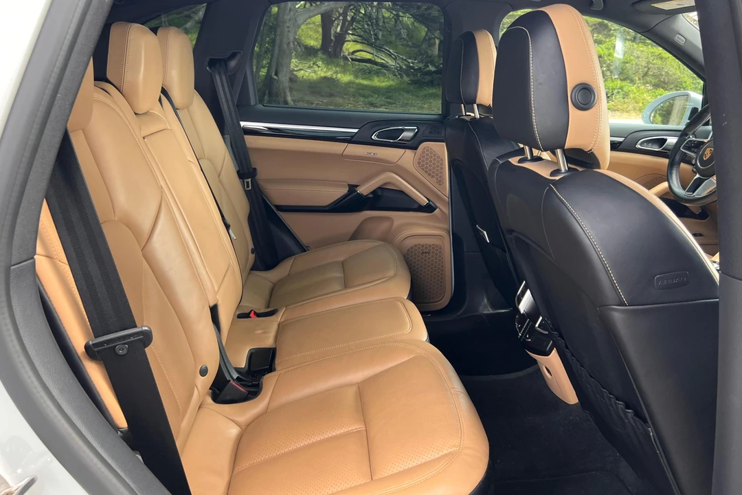 2017 Porsche 958 Cayenne - Image 17 of 31