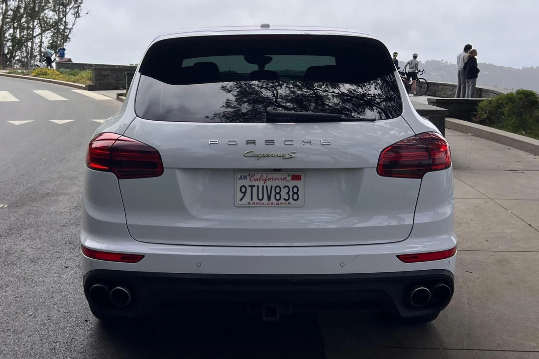 2017 Porsche 958 Cayenne - Image 5 of 31