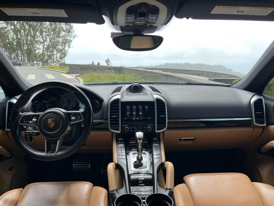 2017 Porsche 958 Cayenne - Image 24 of 31