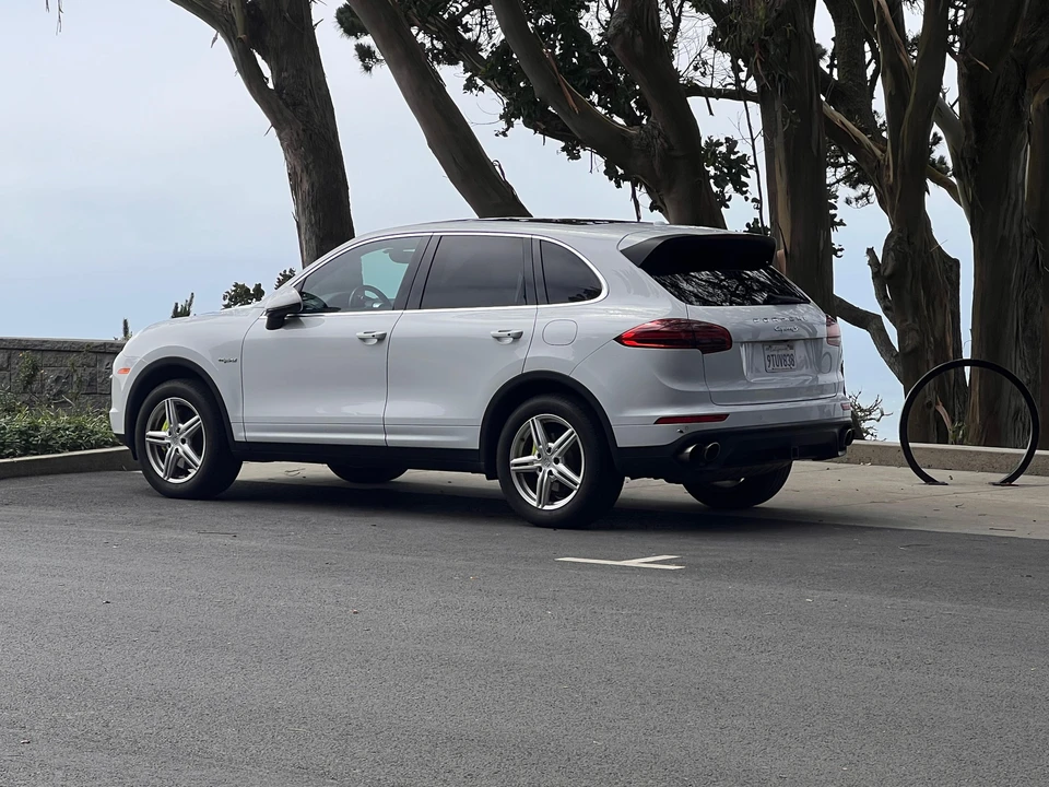 2017 Porsche 958 Cayenne - Image 6 of 31