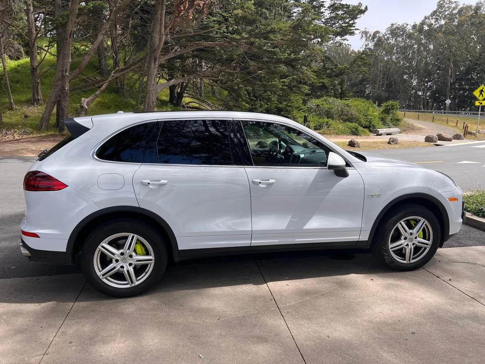 2017 Porsche 958 Cayenne - Image 9 of 31