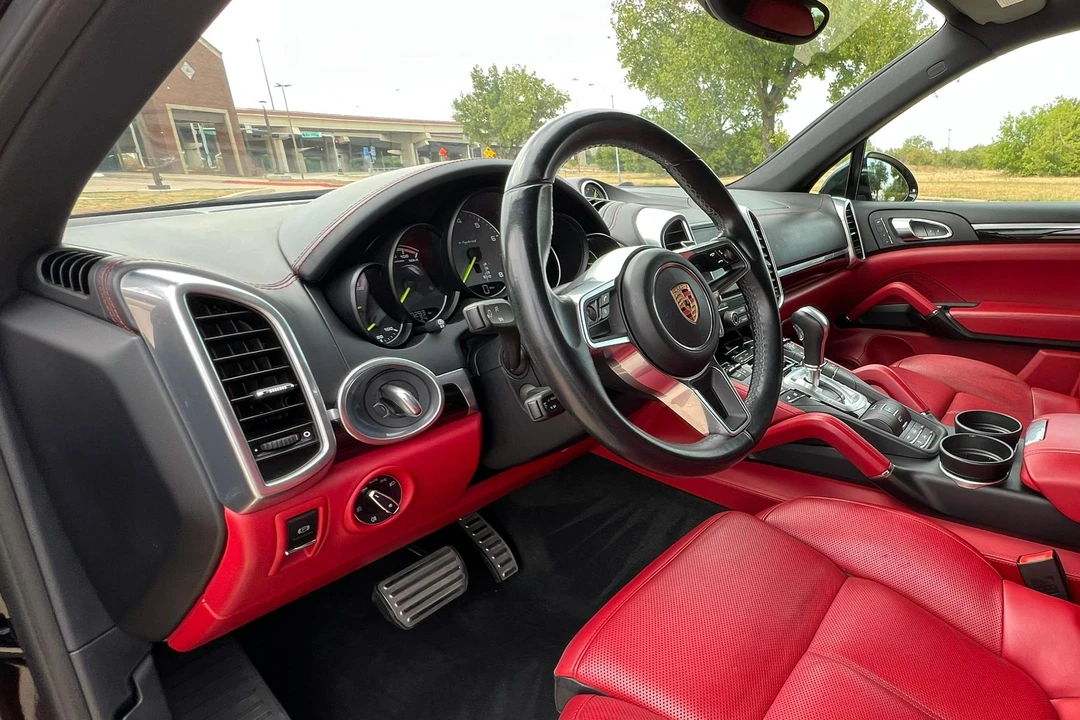2017 Porsche 958 Cayenne S - Image 31 of 31