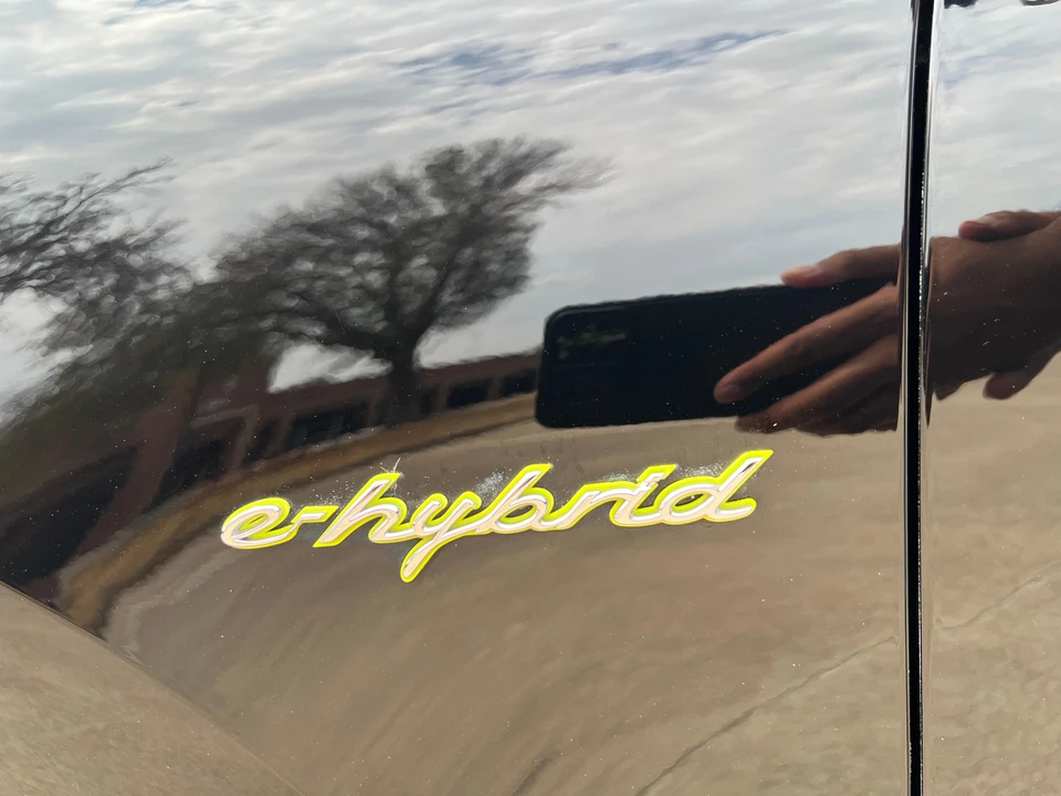 2017 Porsche 958 Cayenne S - Image 14 of 31