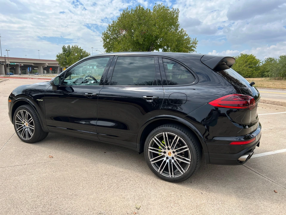 2017 Porsche 958 Cayenne S - Image 8 of 31