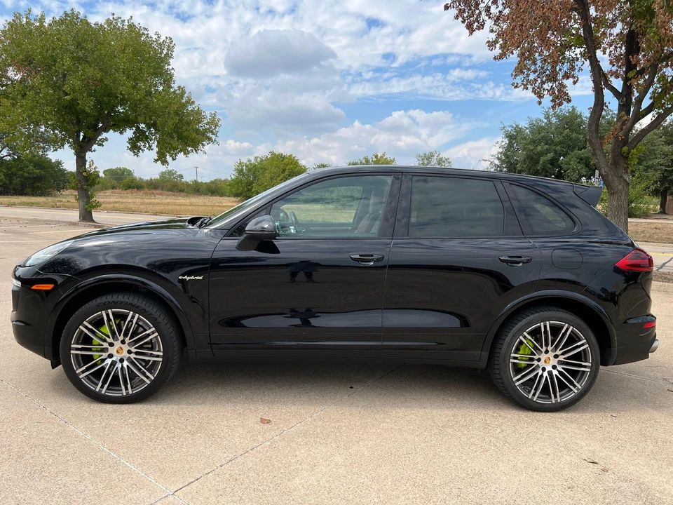 2017 Porsche 958 Cayenne S - Image 7 of 31