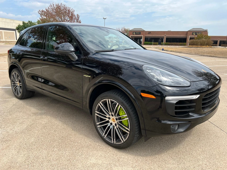 2017 Porsche 958 Cayenne S - Image 10 of 31
