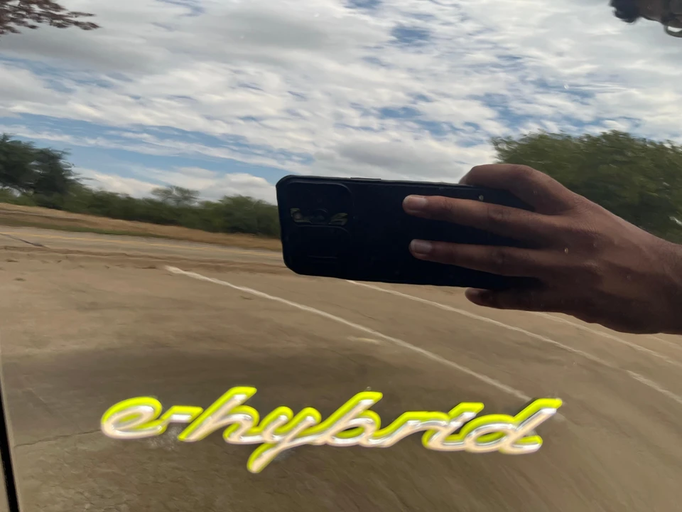2017 Porsche 958 Cayenne S - Image 18 of 31