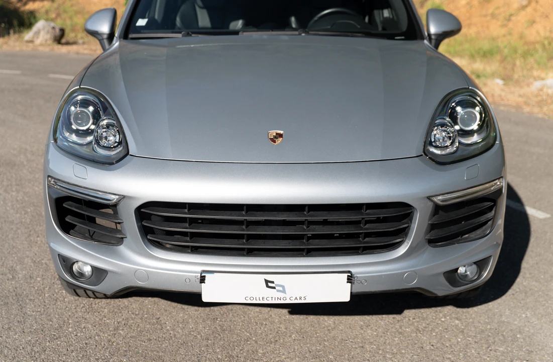 2017 Porsche 958 Cayenne - Image 13 of 31