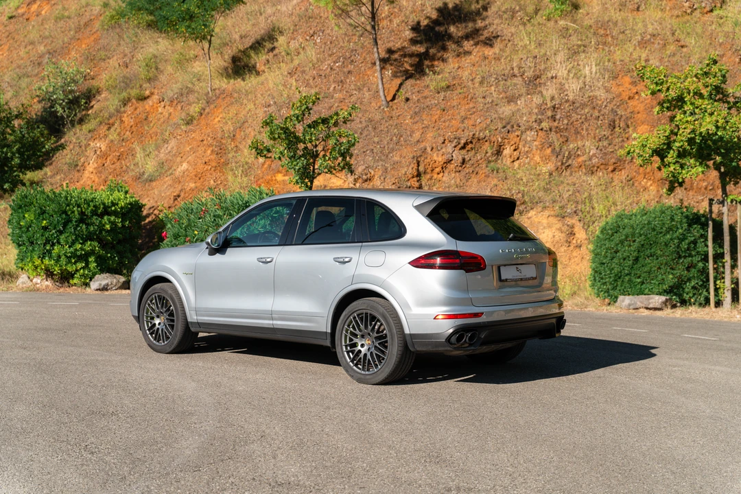 2017 Porsche 958 Cayenne - Image 5 of 31