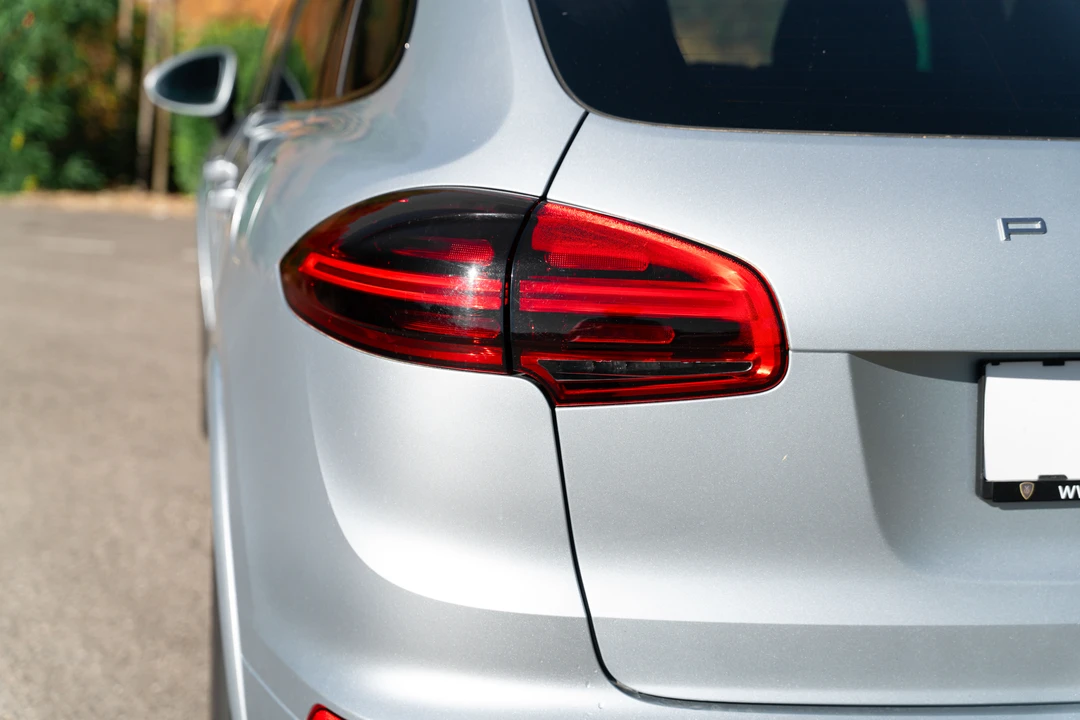 2017 Porsche 958 Cayenne - Image 19 of 31