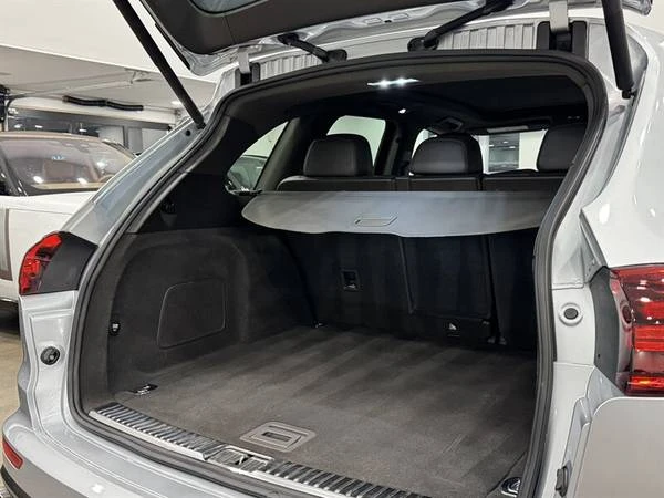 2017 Porsche 958 Cayenne S - Image 16 of 20