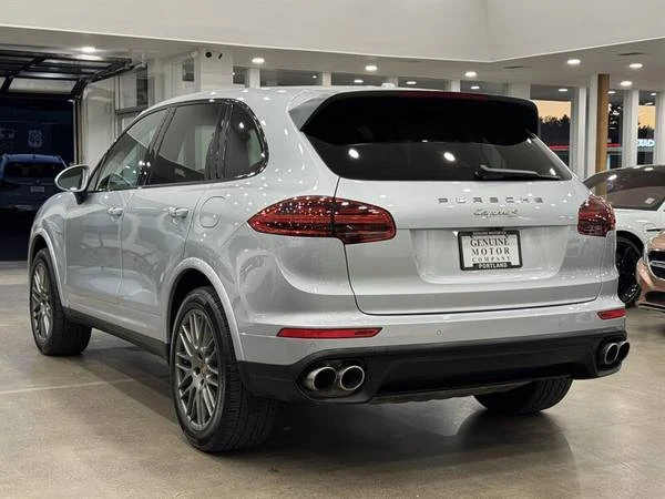 2017 Porsche 958 Cayenne S - Image 4 of 20