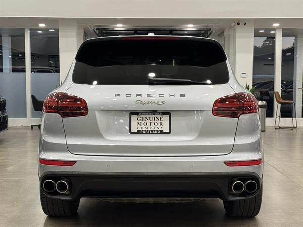 2017 Porsche 958 Cayenne S - Image 5 of 20