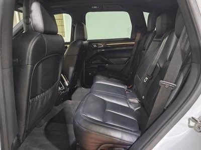 2017 Porsche 958 Cayenne S - Image 19 of 20