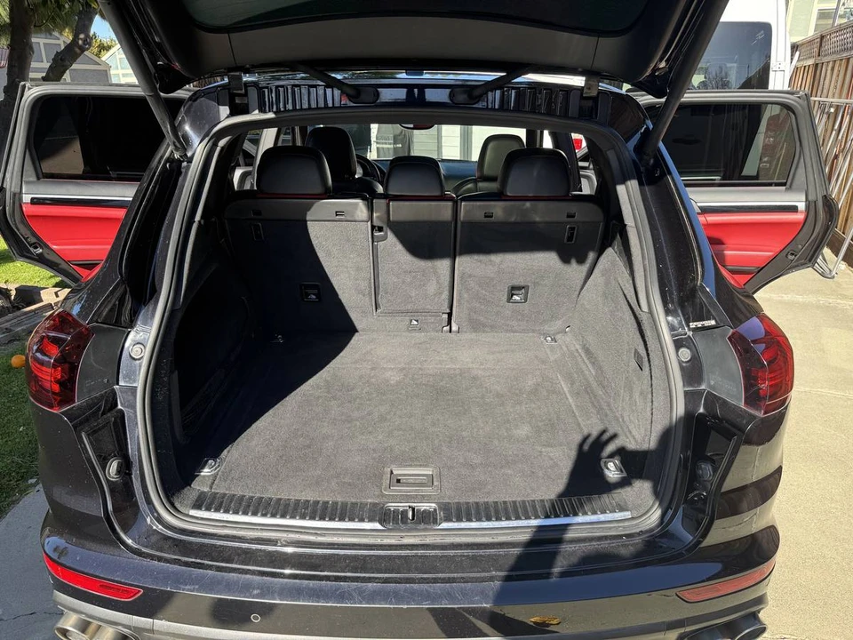 2017 Porsche 958 Cayenne S - Image 15 of 15