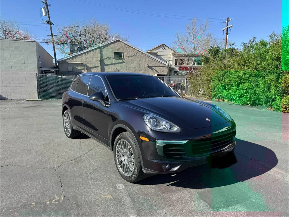2017 Porsche 958 Cayenne S - Image 8 of 15