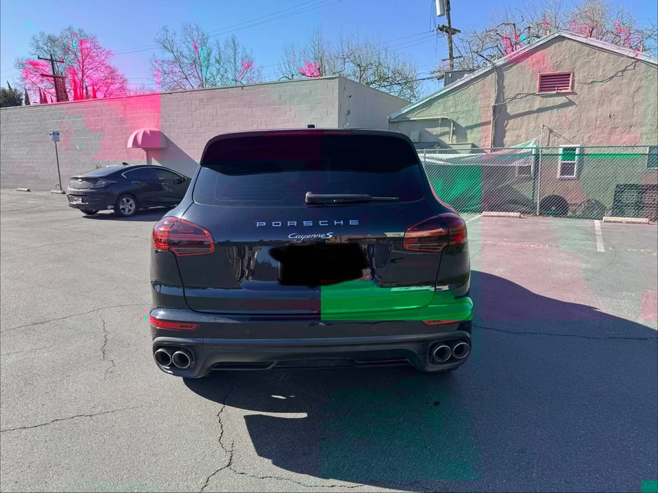 2017 Porsche 958 Cayenne S - Image 5 of 15