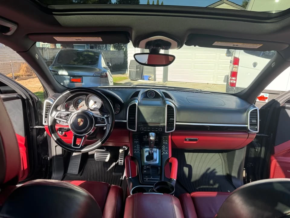 2017 Porsche 958 Cayenne S - Image 14 of 15