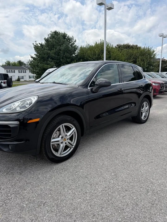 2017 Porsche 958 Cayenne S - Image 9 of 20