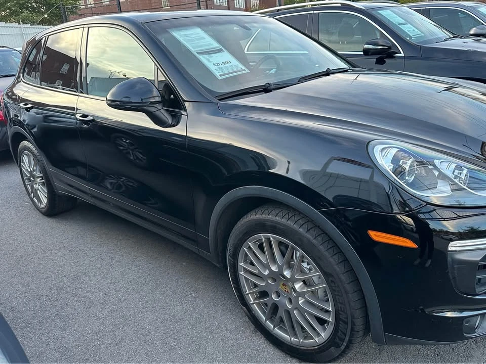 2017 Porsche 958 Cayenne S - Image 4 of 6