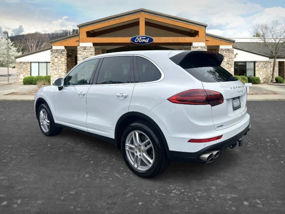 2017 Porsche 958 Cayenne S - Image 6 of 19