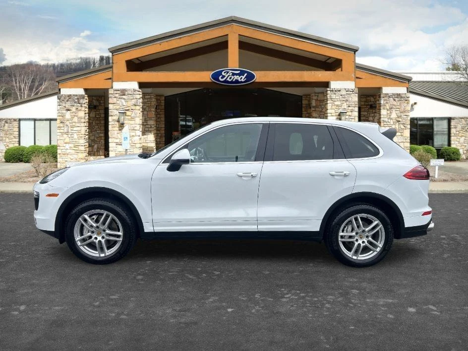 2017 Porsche 958 Cayenne S - Image 4 of 19