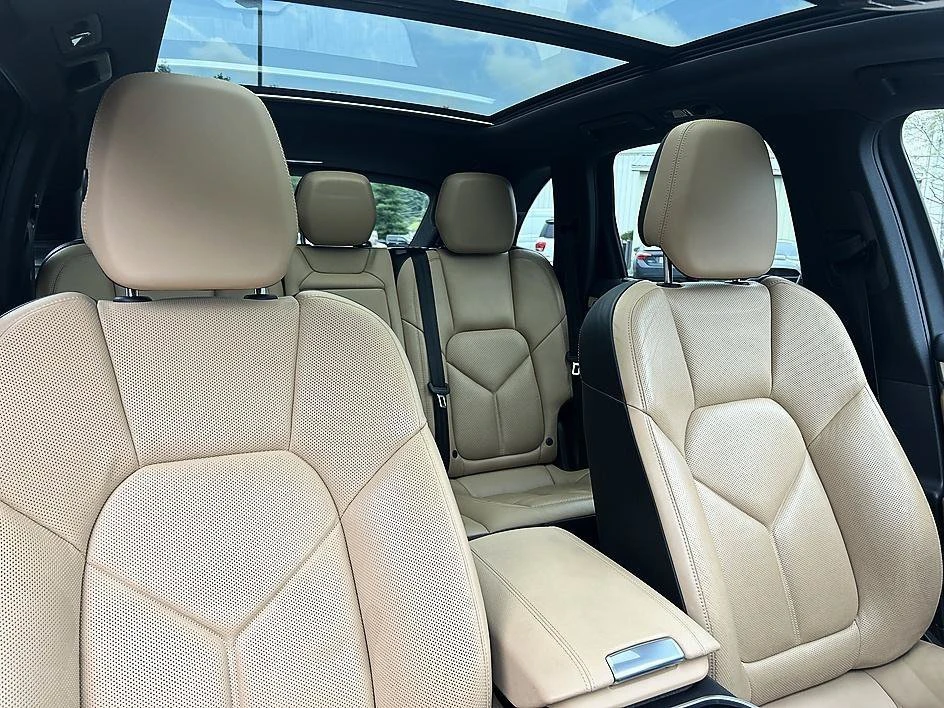 2017 Porsche 958 Cayenne S - Image 18 of 19