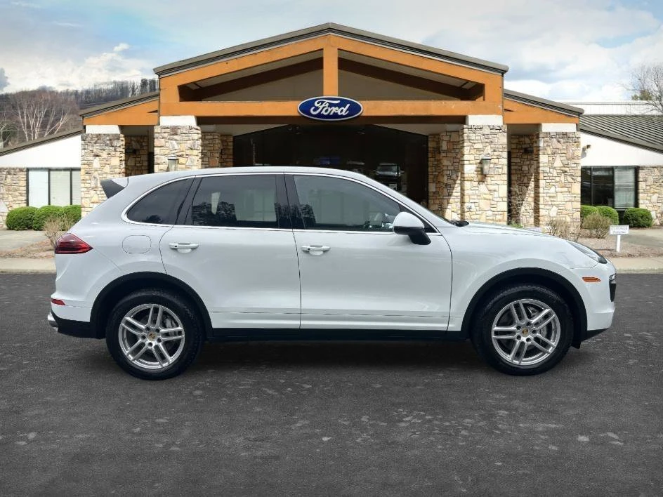 2017 Porsche 958 Cayenne S - Image 9 of 19