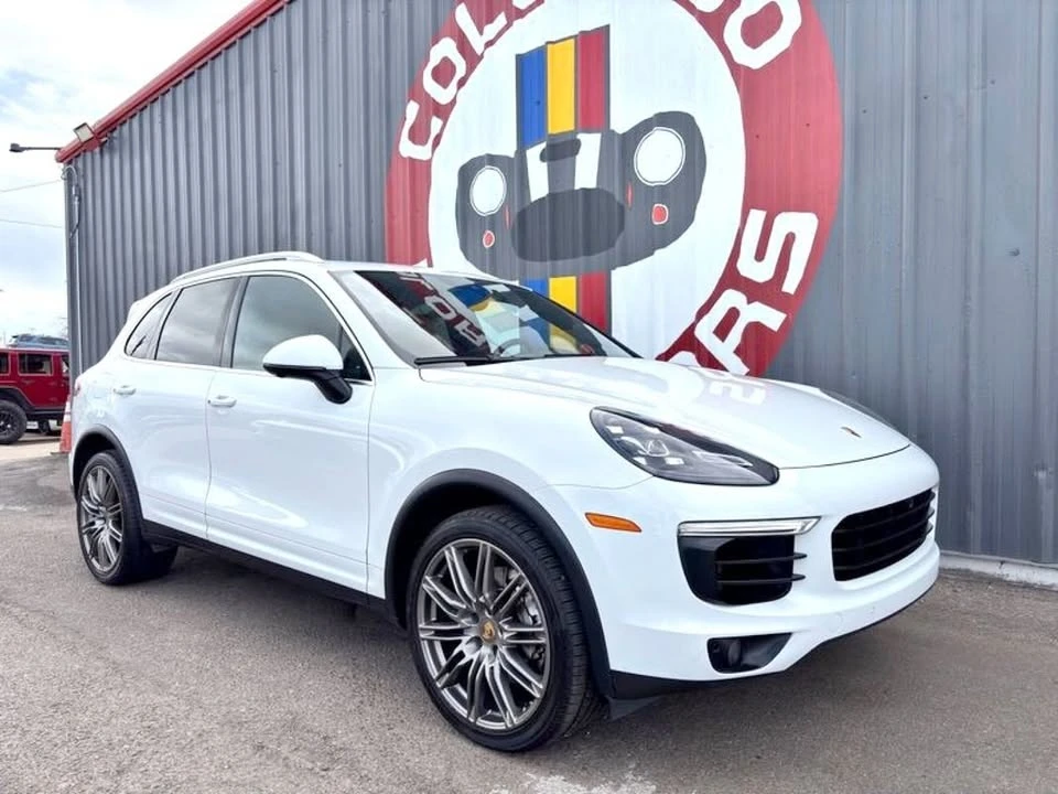 2017 Porsche 958 Cayenne S - Image 2 of 20