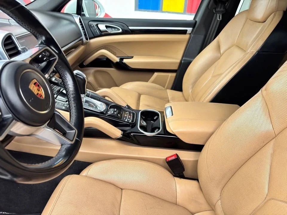 2017 Porsche 958 Cayenne S - Image 17 of 20