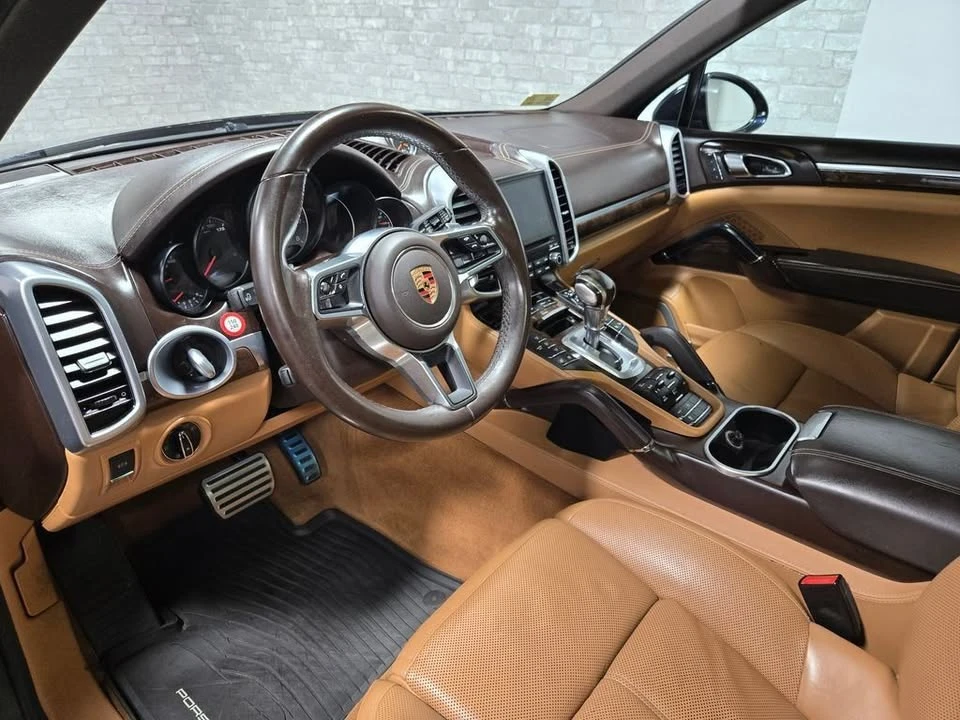 2017 Porsche 958 Cayenne S - Image 13 of 20