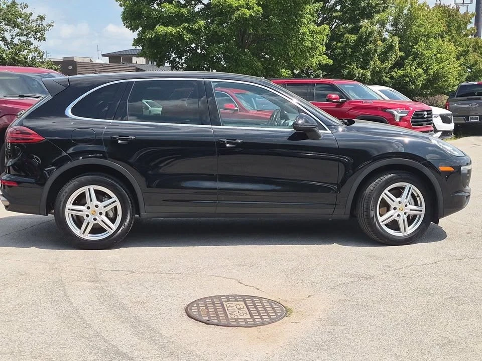 2017 Porsche 958 Cayenne S - Image 8 of 20