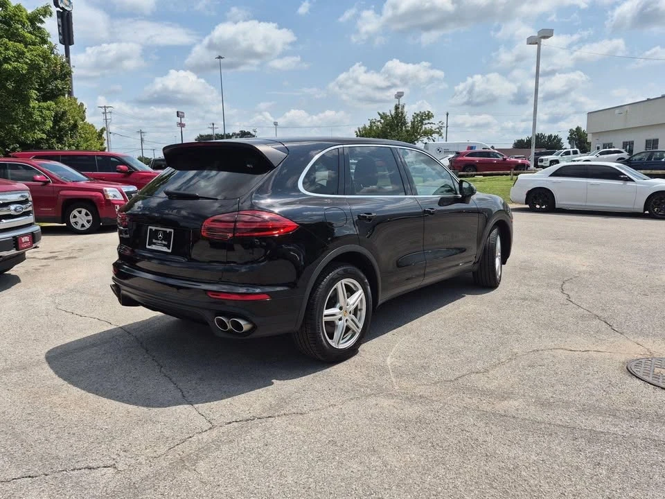 2017 Porsche 958 Cayenne S - Image 7 of 20