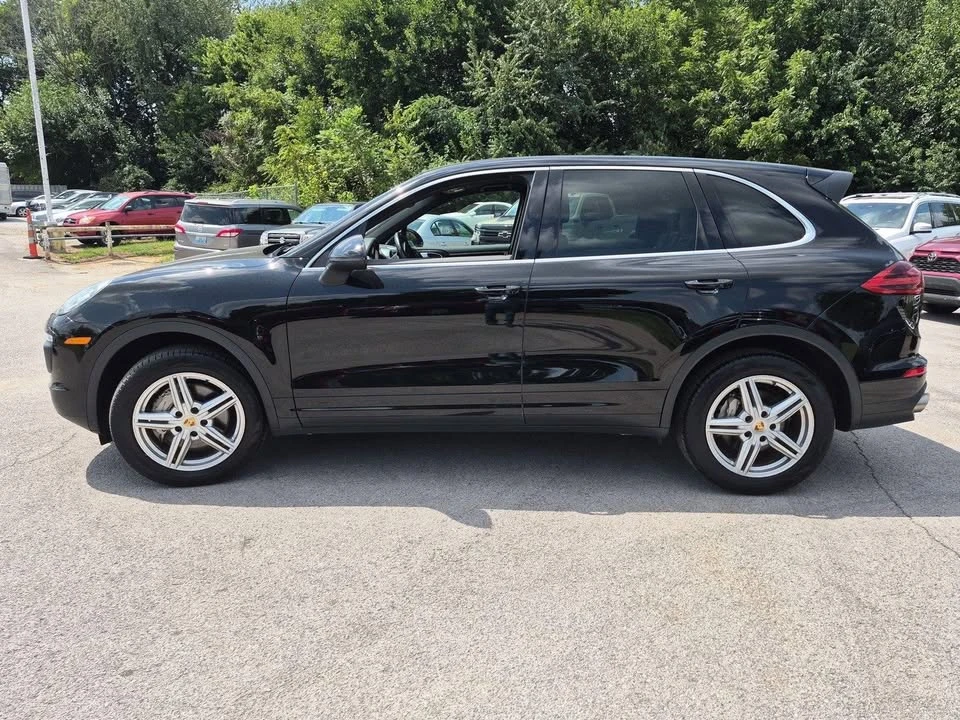 2017 Porsche 958 Cayenne S - Image 4 of 20