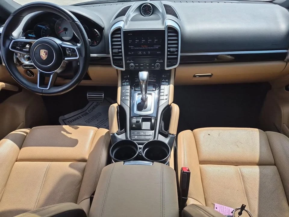 2017 Porsche 958 Cayenne S - Image 12 of 20