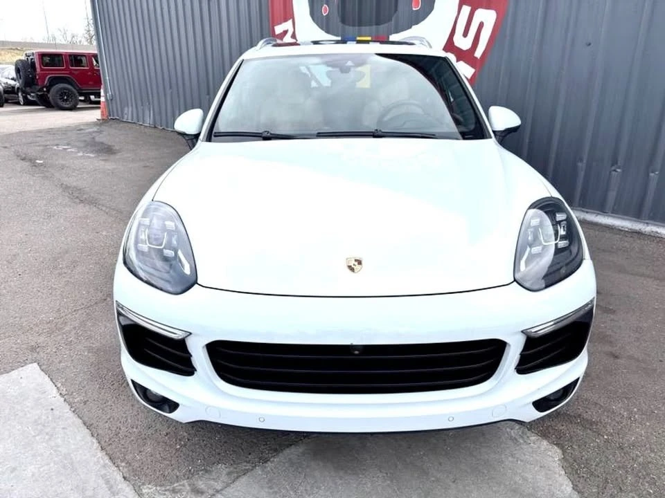 2017 Porsche 958 Cayenne S - Image 5 of 20