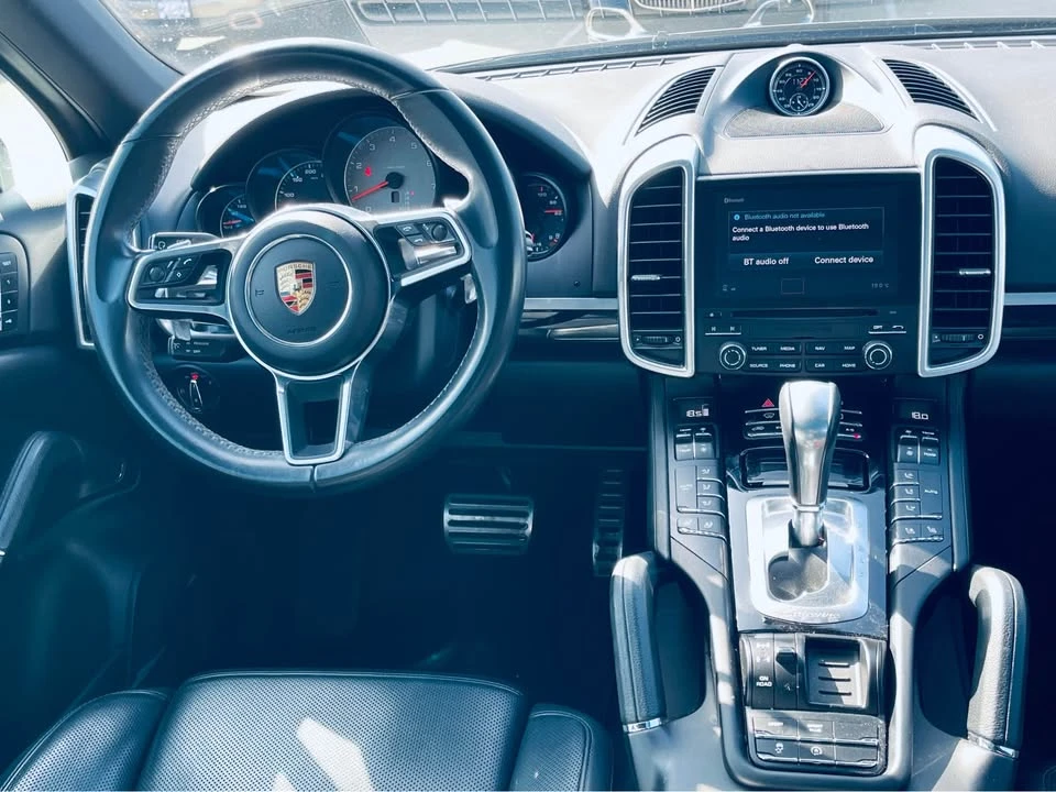 2017 Porsche 958 Cayenne S - Image 11 of 20