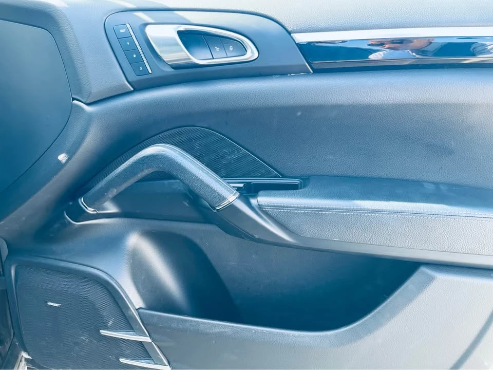 2017 Porsche 958 Cayenne S - Image 17 of 20