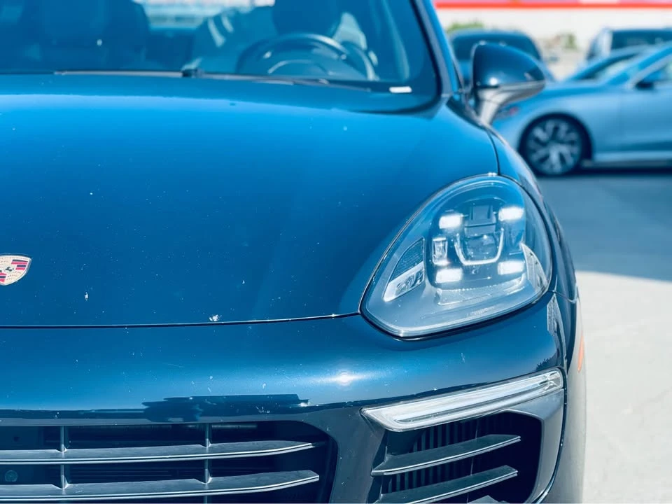 2017 Porsche 958 Cayenne S - Image 3 of 20