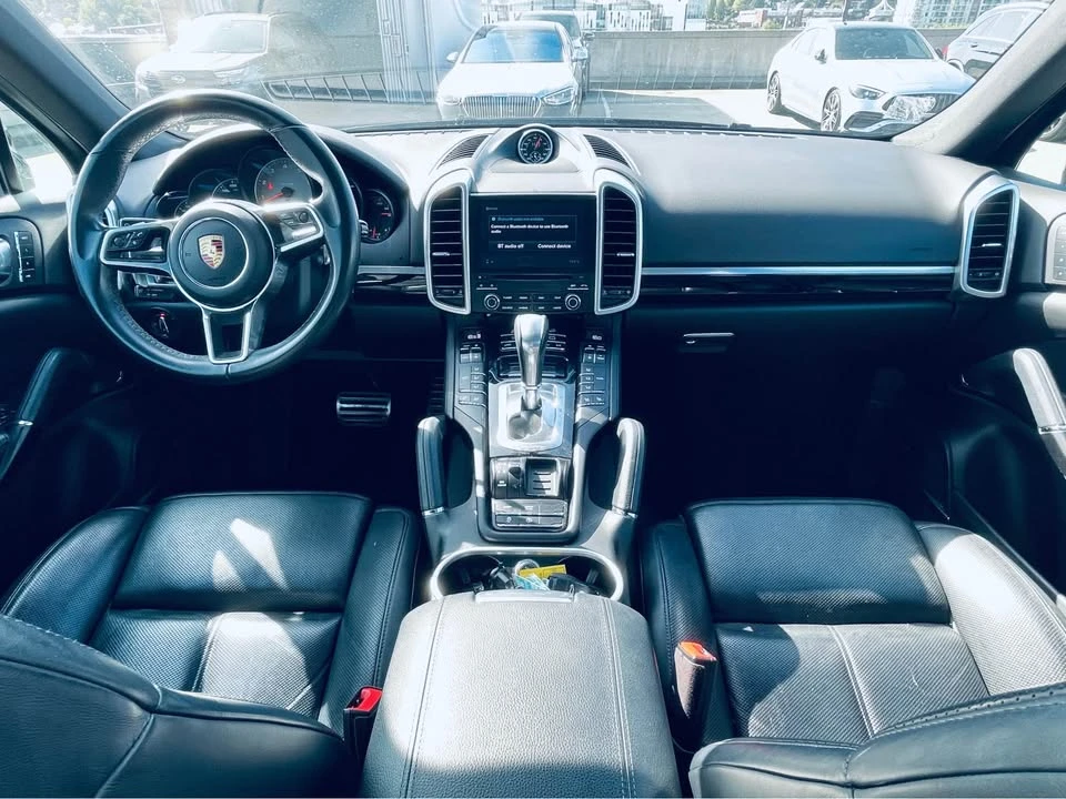 2017 Porsche 958 Cayenne S - Image 9 of 20