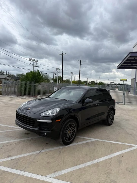 2017 Porsche 958 Cayenne S - Image 3 of 13
