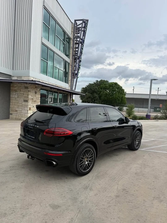 2017 Porsche 958 Cayenne S - Image 8 of 13
