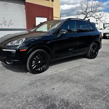 2017 Porsche Cayenne S Platinum Edition