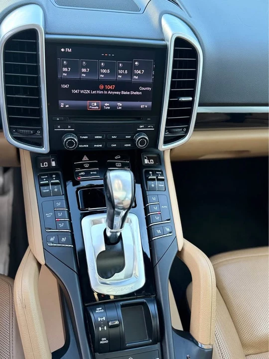 2017 Porsche 958 Cayenne S - Image 12 of 12